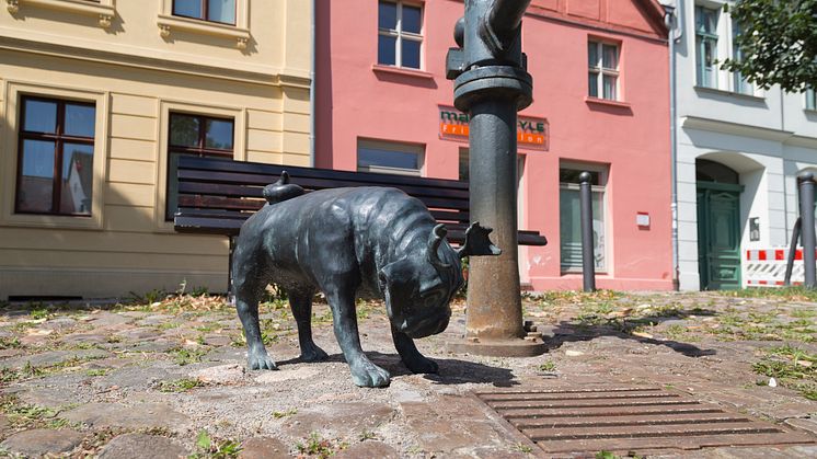 Waldmopsfigur von Loriot in Brandenburg an der Havel (c) Steffen-Lehmann TMB-Tourismus-Marketing-Brandenburg-GmbH