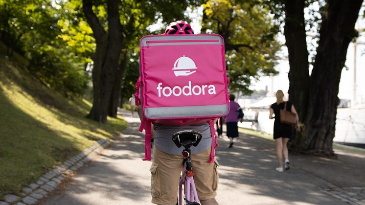 foodora intar idag tre städer - Sverige blir nu mer rosa