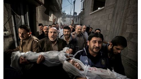 Canon gratulerar vinnaren av utmärkelsen World Press Photo of the Year