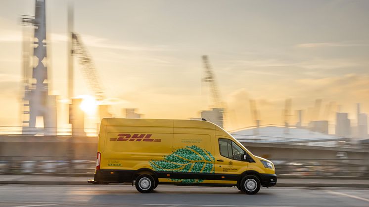 DHL Express Ford E-Transit (8)