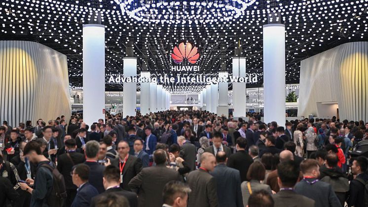 Huawei edistää älyä ja operaattorit alkavat hyödyntää kaupallista 5.5G:tä
