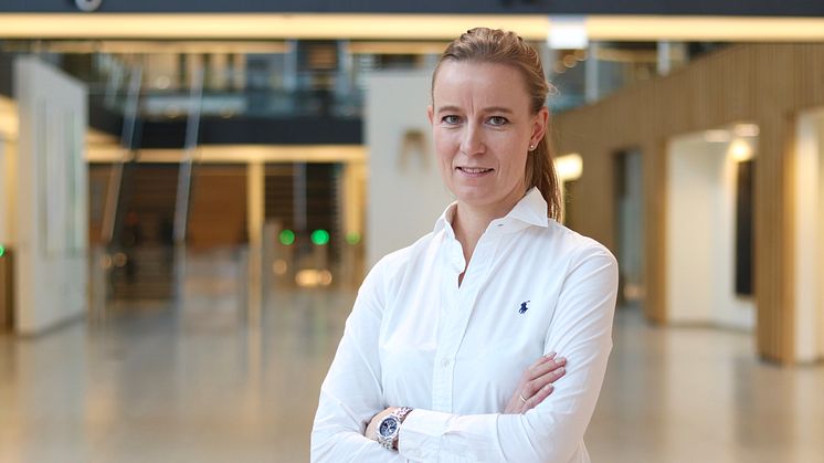 BARBERER FASTRENTENE: Storebrand Bank, her ved leder bank personmarked Caroline Johansen. 