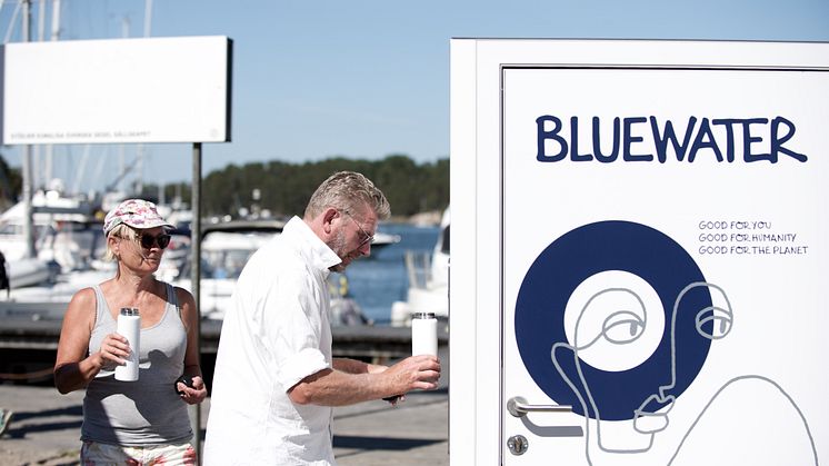 Visitors to Sandhamn in the Baltic use a Bluewater hydration station that generates pristine water on demand directly from the Baltic Sea, removing salt and other contaminants, while saving the fragile water aquifers on the island.