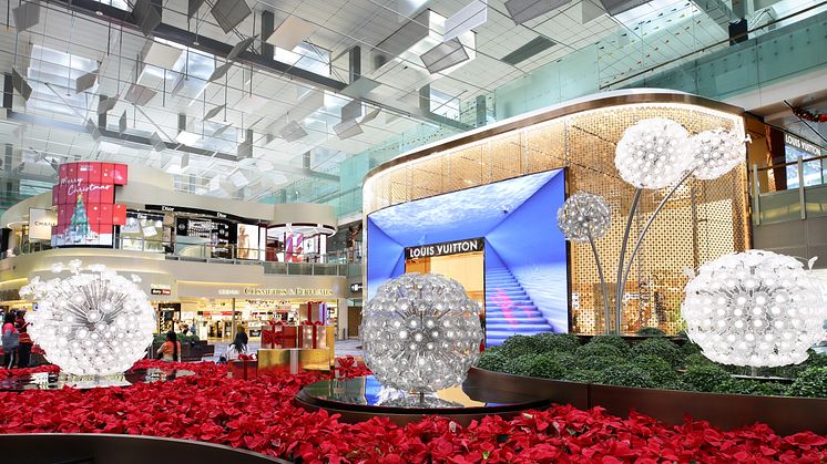 Newly refurbished Central Piazza at Terminal 3