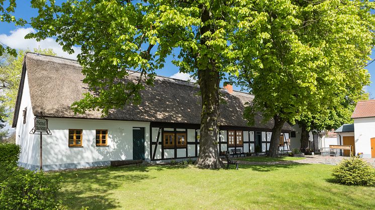 Historisches entlang des Wanderwegs lässt sich in Erkner entdecken, wie hier das Heimatmuseum. Foto: TMB-Fotoarchiv/Steffen Lehmann. 