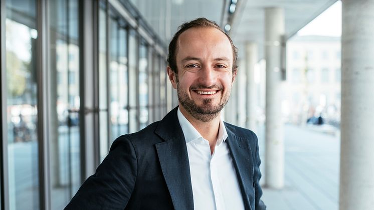 Prof. Dr. Erik Maier (Fotograf: Daniel Reiche, Rechte: HHL)