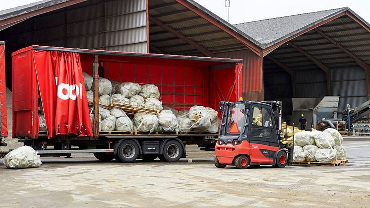 ROCKWOOL har i en årrække med returordningen Rockcycle arbejdet for at øge mængden af stenuld, der kommer retur til fabrikkerne, og dermed kan bruges igen til nyt isoleringsmateriale.