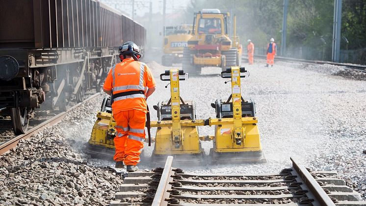 London Northwestern Railway: ‘Travel either side’ advice for West Coast Main Line passengers this Easter bank holiday