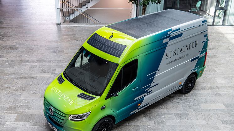 Mercedes-Benz Sustaineer är baserad på eldrivna eSprinter och har bland annat platta solpaneler på taket och partikelfilter som renar omgivande luft.