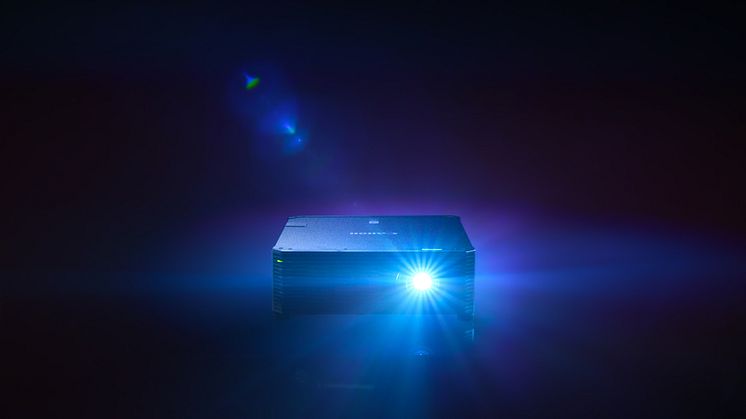 XEED 4K600STZ Projector