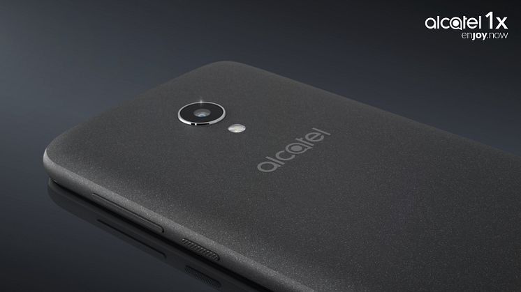 Alcatel1X_MWC_Detail_01