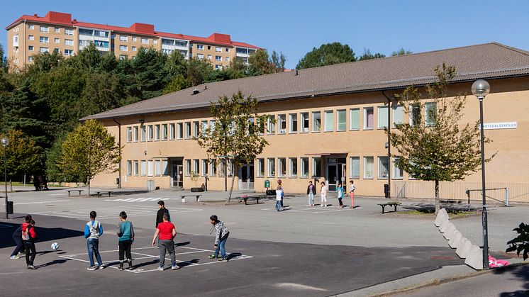 Nya lås ska öka säkerheten på skolorna. 