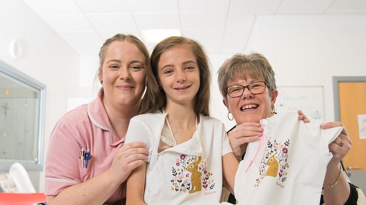 Lisa Ternent (left) and Denise Crawford (right) with patient Sienna Steele, aged 10.