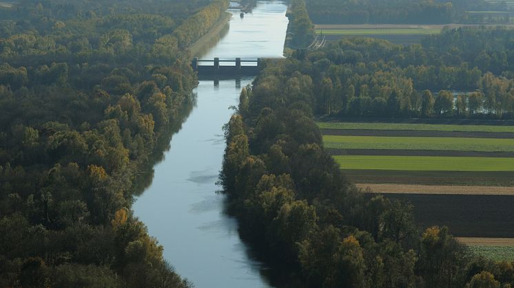 Das Kraftwerk Ellgau gehört zu den vier leistungsstarken Lechkraftwerken der Rhein-Main-Donau AG (RMD)  (LEW / Ulrich Wagner)