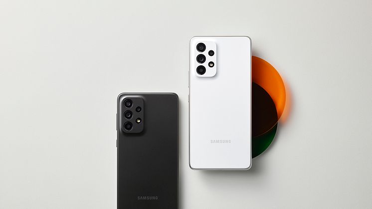 Galaxy A53 5G og Galaxy A33 5G: Galaxy A-serien er utformet for å være moderne, funksjonell og bærekraftig.