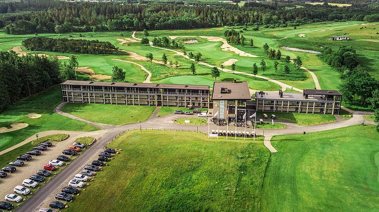 Indkøbsforeningen Samhandel glæder sig over det netop indgåede partnerskab med Lübker Golf og Spa Resort i Nimtofte på Djursland.