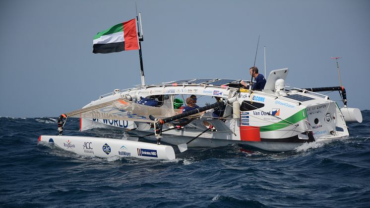 Hi-res image - Inmarsat - The four-man crew of Row4Ocean onboard 'Year of Zayed' during the Atlantic crossing
