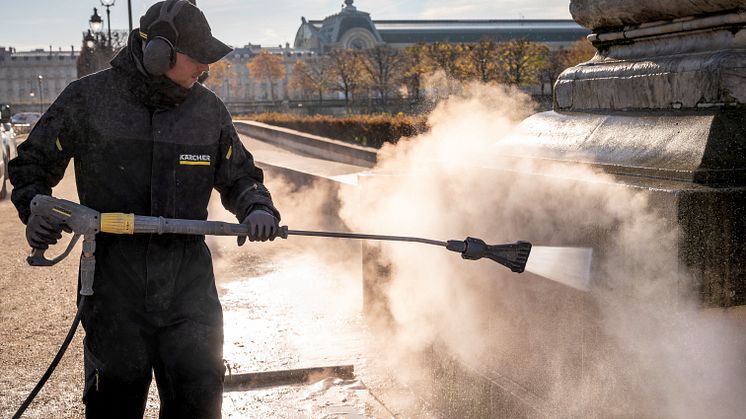 eco!Booster gör rengöringen effektivare med sin breda stråle.