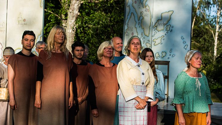 Föreställningen Roslagen brinner är specialskriven för Norrtälje kommuns satsning på minnesåret 1719. Ytterligare fem föreställningar spelas, och sista chansen är den19 augusti. Foto: Urban Jonsson