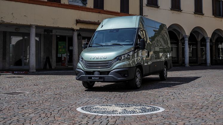 Bilde 2 - IVECO Daily.jpg