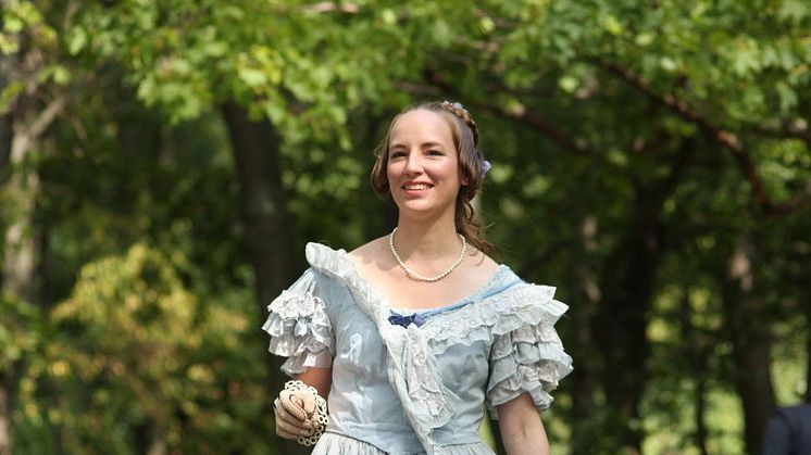 Tanzkünstlerin und Tanzhistorikerin Mareike Greb - Foto: Elke Leinhoß