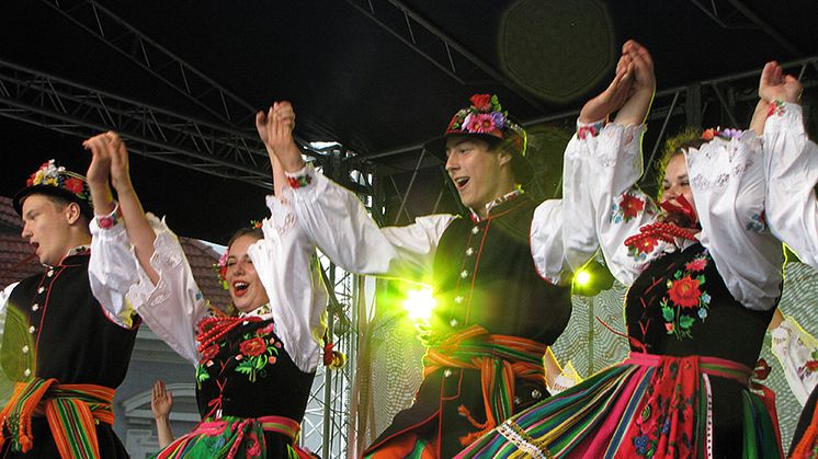 Rekordmånga europeiska folkdansare och musiker till Helsingborg i sommar