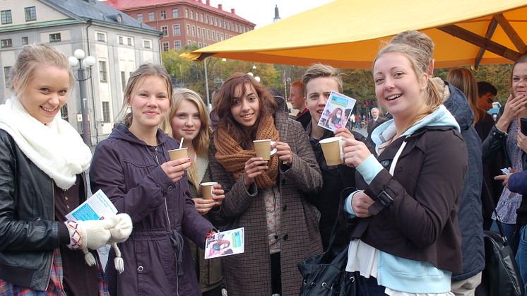Nytt svenskt rekord: 1 av 25 svenskar deltog i Fairtrade Challenge