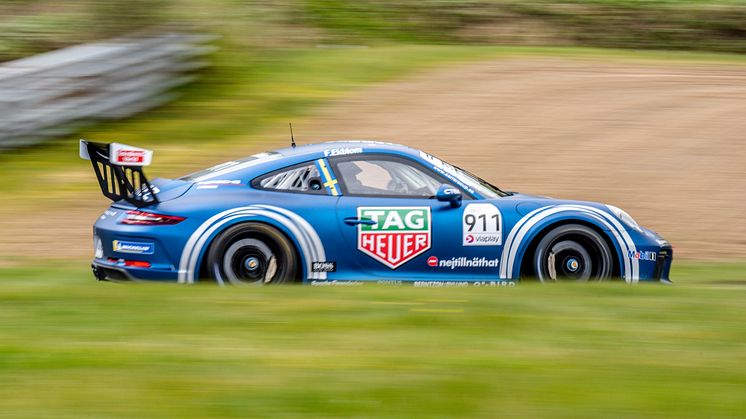 Svenska Bilsportförbundets (SBF) förbundsstyrelse har beslutat att från och med 2022 återuppväcka det vilande SM-tecknet i racingklassen GT, samt tilldelar Porsche Carrera Cup Scandinavia officiell status som Svenska Mästerskapen för GT-bilar. 