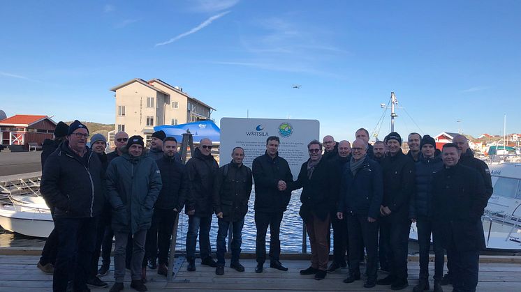 Wärtsilä Corporation handed over the SEABIN donation to Donsö. 