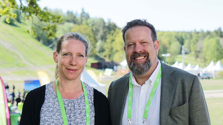 Energiföretagen Sveriges vd Åsa Pettersson tillsammans med Karlstads El- och stadsnäts vd Jonas Persson. År 2026 står Karlstads El- och stadsnät värd för Energiföretagen Sveriges stora elnätsmässa tillsammans med sju andra värmländska energiföretag.