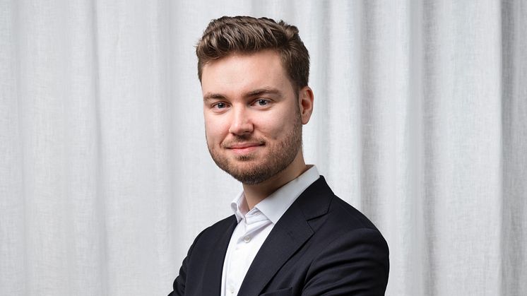 Max Loman är ny CFO på Åhléns!  