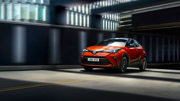 Nye Toyota C-HR Hybrid: Nå er prisene klare for crossoveren. Foto: Toyota. 