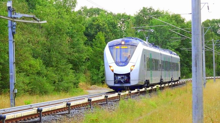 Batterieelektrischer Triebzug Coradia Continental von Alstom bei ersten Testfahrten im Prüf- und Validationcenter Wegberg-Wildenrath (NRW) am 26. Juli 2022. (Foto: VMS) 