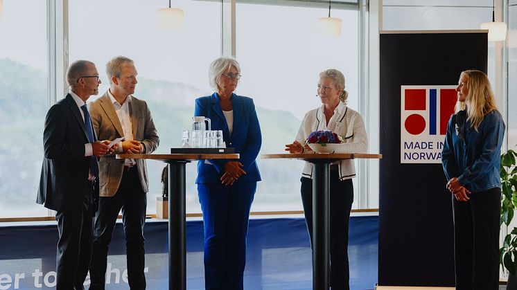 Hedda Felin, CEO Hurtigruten i panel under lanseringseventen hos Innovasjon Norge.jpg