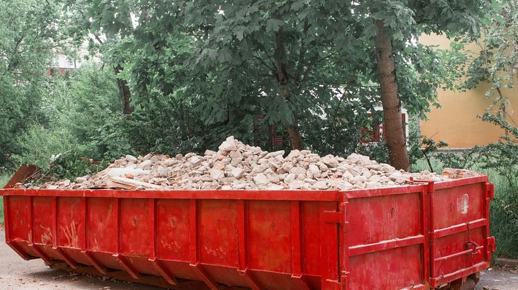 Lej en container til dit affald
