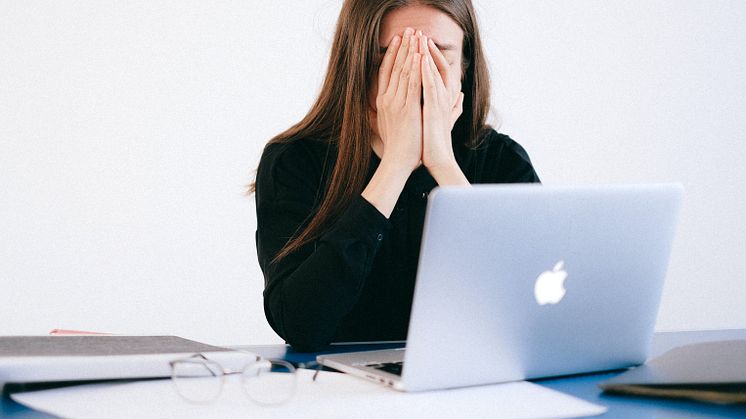 8 av 10 känner sig stressade på jobbet enligt ny undersökning