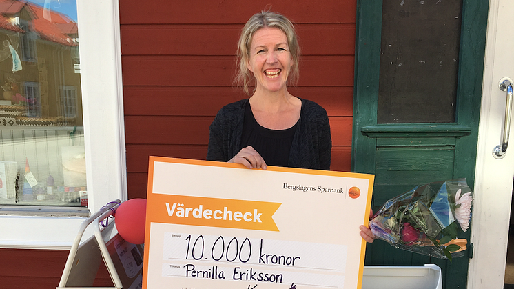 Pernilla Eriksson fick Lindesbergs kommuns kulturstipendium 2020 för att kunna vidareutbilda sig inom mönsterdesign