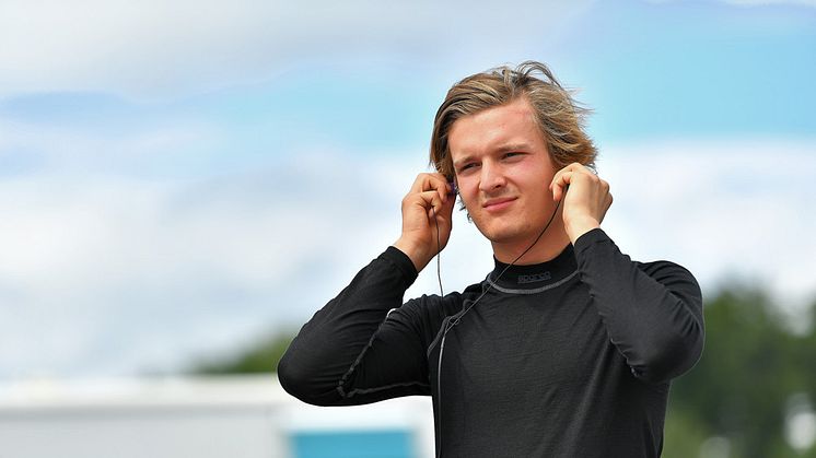 Oliver Söderström till STCC med Lestrup Racing Team
