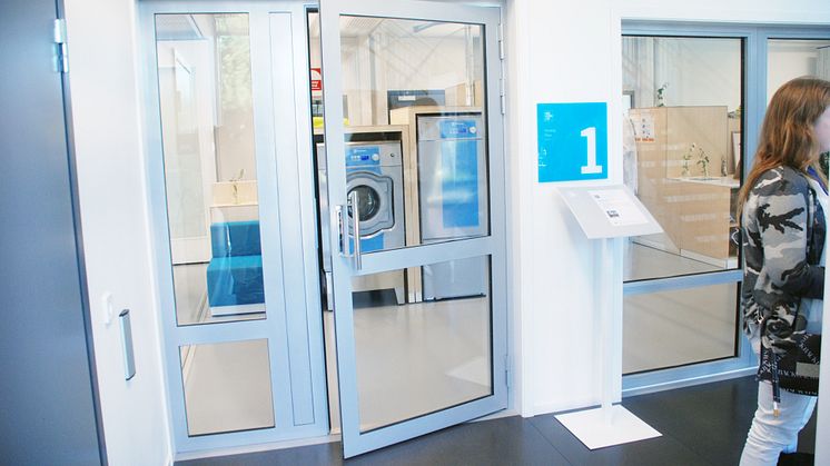 På HSB Living Lab i Göteborg finns en tvättstudio som utrustats med Electrolux Professionals tvättutrustning. Här pågår flera långsiktiga forskningsprojekt om hur vi kan tvätta mer hållbart.
