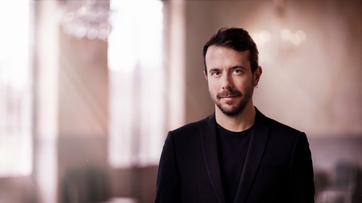 Musikchef Francesco Corti dirigerar Jean-Baptiste Lullys Armide på Drottningholms Slottsteater 2024