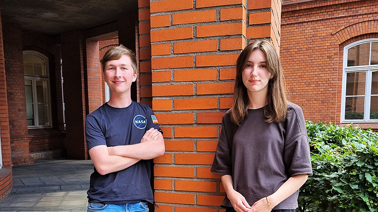 Isak Ulvestig och Vera Rieck anordnar workshopen "Ta plats för klimatet" på Navet på torsdag.