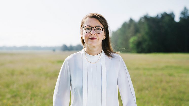 Elisabeth Kalkhäll tillträdde som vd för GotlandsHem 2016. Hennes tid på GotlandsHem har präglats av ett målinriktat förändringsarbete med syfte att nutidsanpassa bolaget efter de krav som både ägare och hyresgäster har.