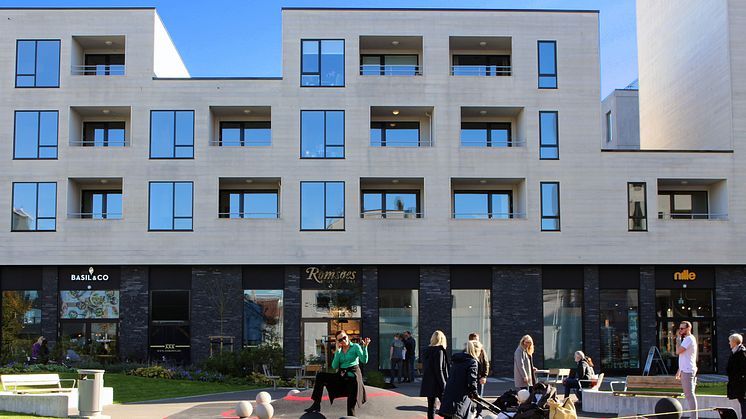 LINK arkitektur er sammen med Rambøll landskap nominert til Stavanger kommunes byggesakspris for lokalsenteret og kvartalsleken i 5 grader Øst.