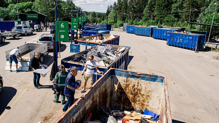 Kildesortering tar ikke påskeferie - men det gjør gjenbruksstasjonene