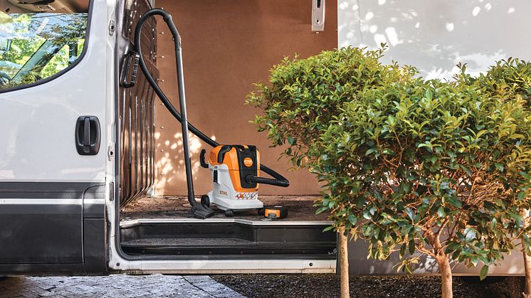 Städa smartare med två nya batteridrivna dammsugare från STIHL