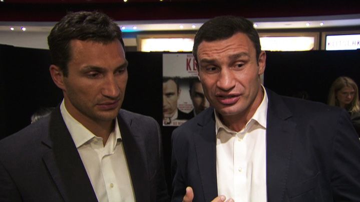 Vitali och Wladimir Klitschko vid premiären av Klitschko