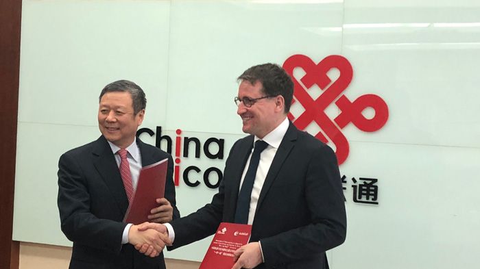 Xiaochu Wang, Chairman of China Unicom with Rodolphe Belmer, CEO of Eutelsat