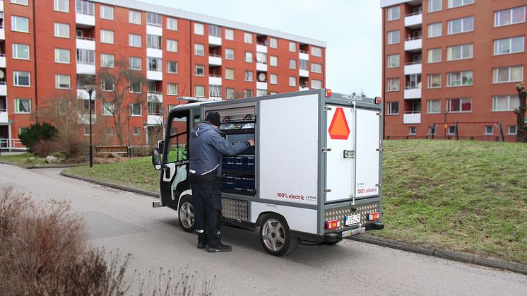 Hans Lange från Huge Bostäder med sin PRO Litium 3800 Van