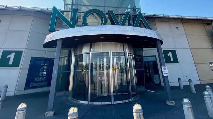I somras kunde Nova räkna in både fler besökare och en ökad försäljning, när sommarvädret uteblev och fler valde att semestra på hemmaplan.