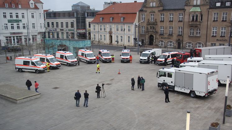 Kat-Schutz-Einheit auf dem Eberswalder Marktplatz Foto:Pressestelle/Oliver Köhler